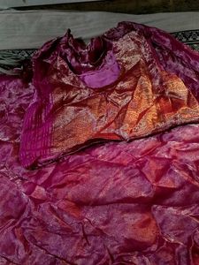 Lehga Choli Or Paras