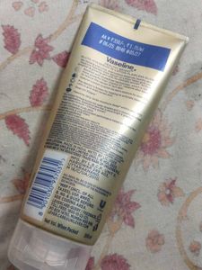 Vaseline Healthy Bright Gluta-Hya Lotion