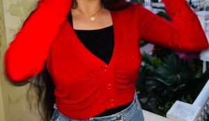 Chic Red top