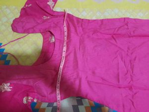 Beautiful Pink Kurta with Golden Embroidery