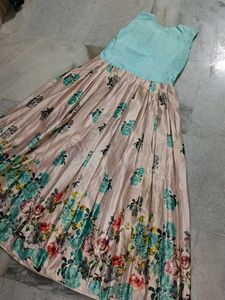 Beautiful Floral Print Gown