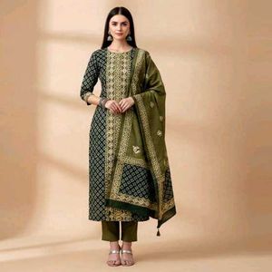 Elegant Printed Kurta Set