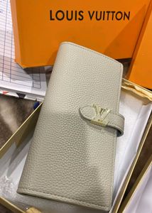 Luxury Louis Vuitton Wallet - Pink &amp; Grey