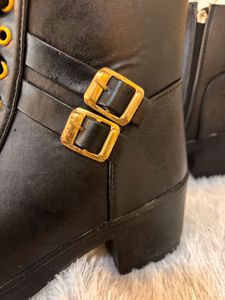 Longwalk Black Boots