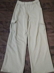 Wide Leg Cargo Pants