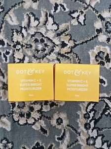 Dot & Key Vitamin C + E Super Bright Moisturizer
