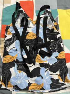 Floral Print Tie-Strap Tank Top