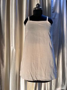 Zara dress🤍