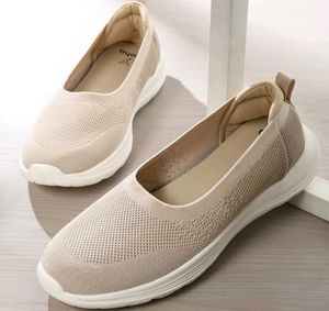 Lightweight Casual Slip-On Shoes