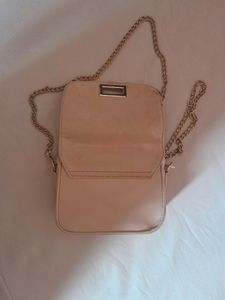 Pretty Sling Bag