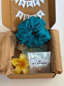 Birthday Gift Box - Scrunchie &amp; Jewelry
