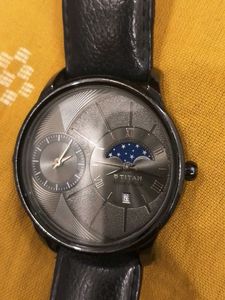 Stylish Men's Watch with Moon Phase