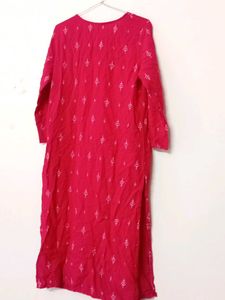 Vibrant Pink Embroidered Kurta