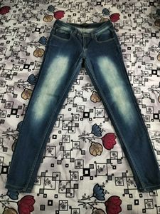 Bundel of 2 Pairs Women's jeans Branded 👖