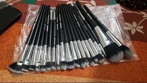Professional Makeup Brush Set 20 piece