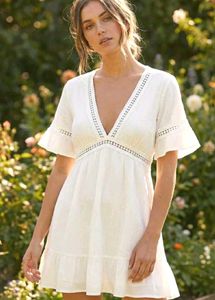 🎉SALE🦢White V-Neck Mini Dress