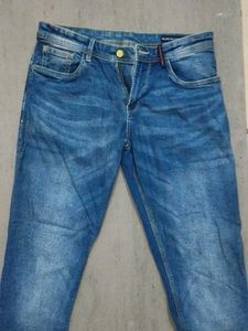 Men's Blue Wash Jeans