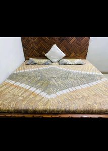 Tie And Dye King Size Badsheet For Sale