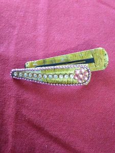 Embellished Hair Clip Set