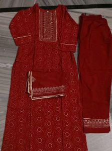 ❤️Beautiful Red Color 3 Piece Suit Just Like New❤️