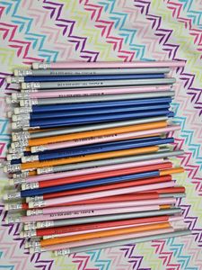 (Any 10pieces random colors) Pencils - NEW✅🆕