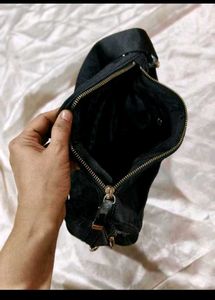 Chic Quilted Black Shoulder Bag