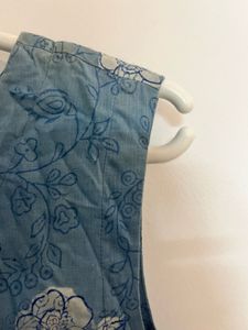 Blue Floral Cotton Kurta not faded !!!