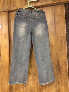 SAVANA Light Wash Wide Leg Jeans