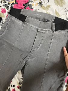 Give-away Allen Solly Grey / black/ blue Denim jea