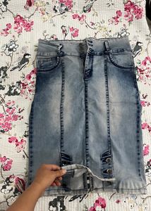 Chic Denim Knee Length Skirt