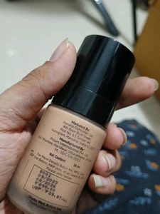 2% Niacinamide High Coverage Foundation
