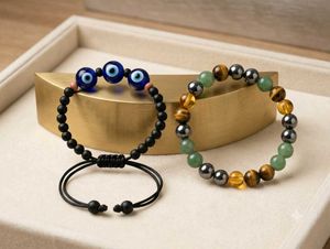 Set of 2 Beaded Bracelets