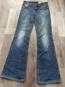 Classic Low Rise Jeans