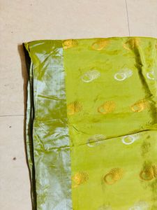 Vibrant Green &amp; Pink Saree