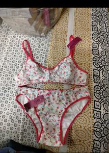Cute Floral Bra & Panty Set
