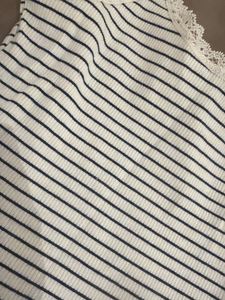 h&amp;m lacy top