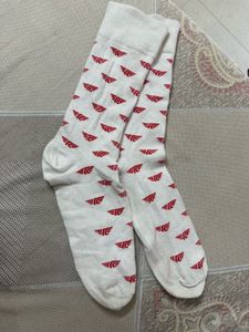 Red Tape Socks ! 🧦