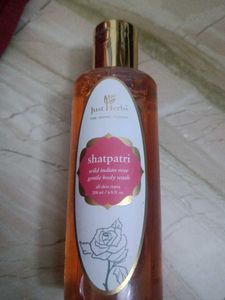 Just Herbs Shatpatri Body Wash