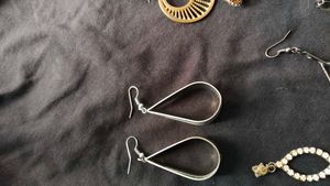 Assorted Women's Earrings Set