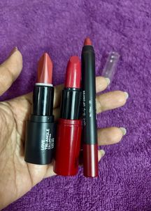 Mars,Nykaa and Staze - Red Lipstick combo