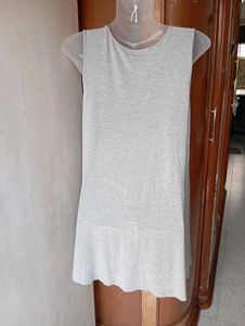 Grey Sleeveless Casual Top