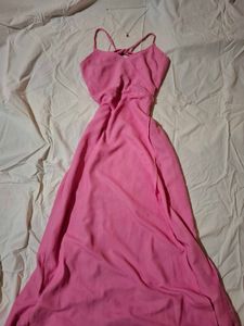 Flowy casual pink slit dress 🌷