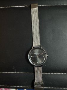 Elegant Silver Mesh Strap Watch