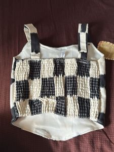 Trendy Black &amp; Cream Check Lace-Up Crop Top