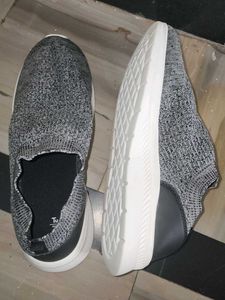 Tu Man Gray Knit Slip-On Sneakers(UK)