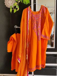 heavy embroidery suit