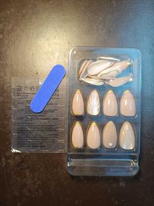 Elegant Press-On Nails
