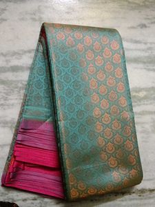 new silk saree... perfect for gifting... free deli