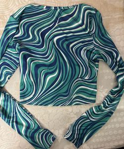 Retro Swirl Print Ring Detail Top - XS