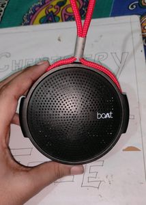 BoAt Stone 230 Bluetooth wireless Portable Speaker, almost New Condition, Slightly Used, not New, Worth ₹1300